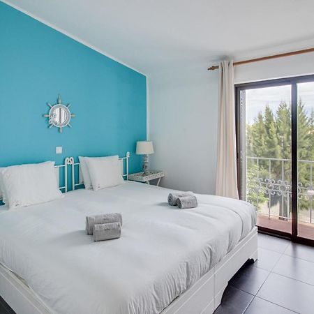 Апартаменти Seaside Retreat With Pool, Ac, And Fast Wi-Fi Албуфейра Екстер'єр фото